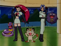 Abo (de Jessie), Miaouss (Team Rocket) et Smogo (de James)