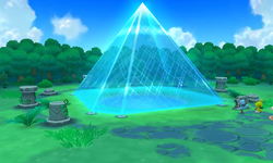 La pyramide de lumière protégeant l'Eau Lumineuse.