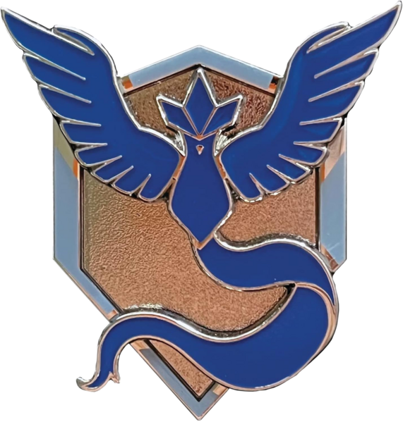 Fichier:Pin's JCC Collection spéciale Pokémon GO - Équipe Sagesse Artikodin.png