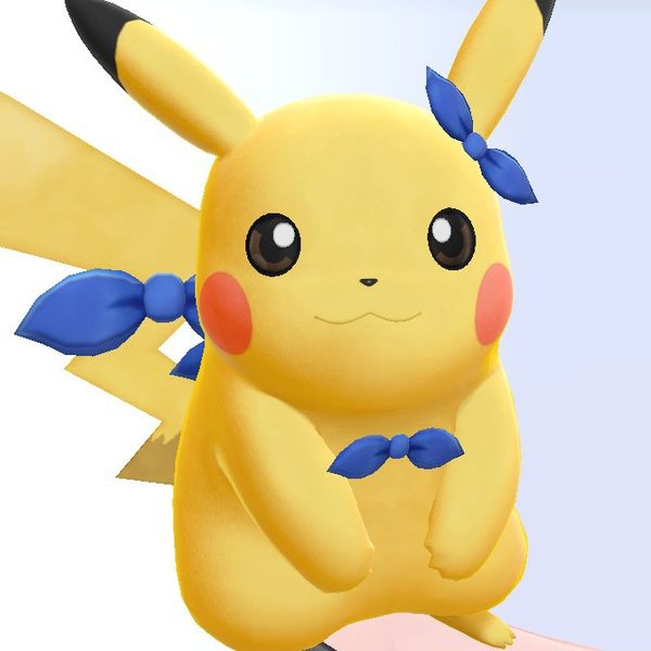 Fichier:Foulard Saphir Pikachu LGPE.jpg
