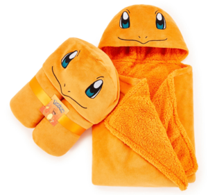 Celio poncho Salamèche plié hiver 2024.png