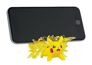 Figurine Pikachu Pokémon Desk.jpg